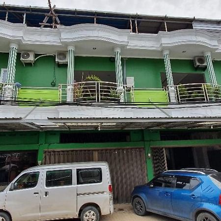Reddoorz Plus Near Siloam Hospital Balikpapan Exteriér fotografie